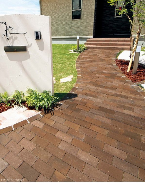 グラヴィブリック ペイブ（東洋工業）