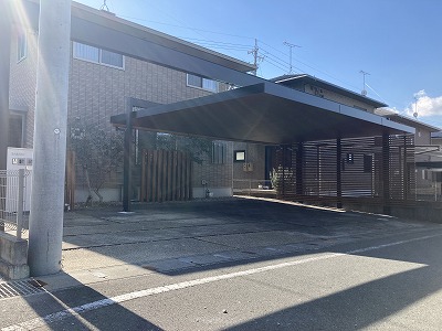 ファサードに重厚感と高級感をプラス　～三協アルミ　Uスタイルアゼストプレミアムタイプ～