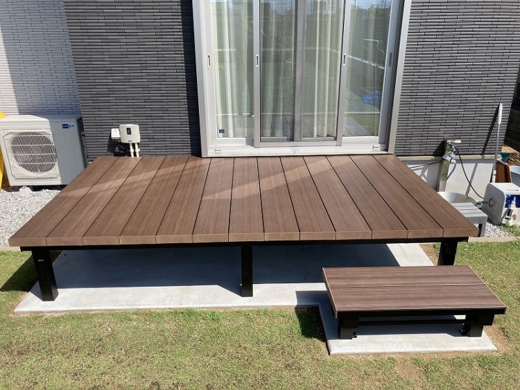 土間コンクリート芝生　ハマニグリーンパーク