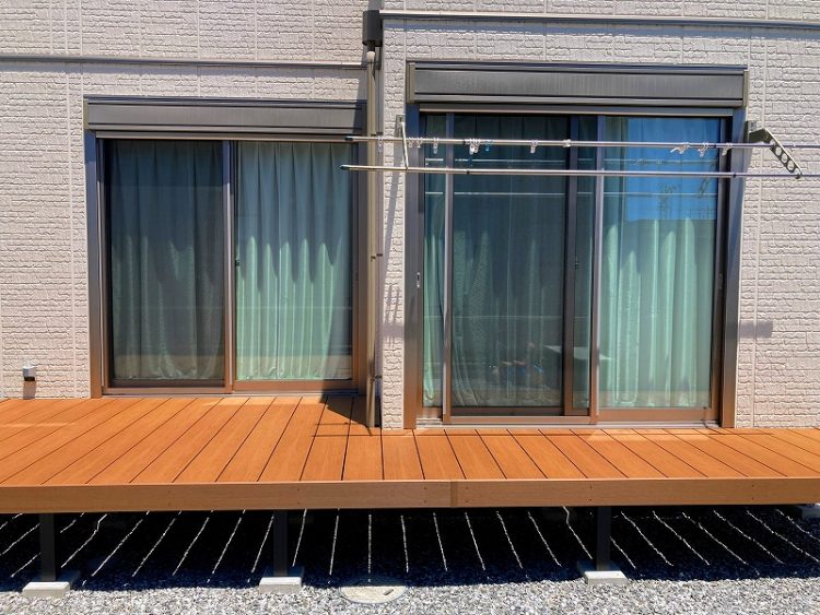 ヴィラウッド　設置後　正面