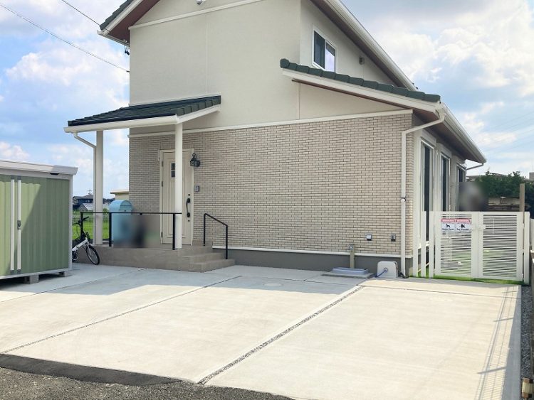 天然芝のドッグランスペースのあるお庭の施工例　浜松市　外構