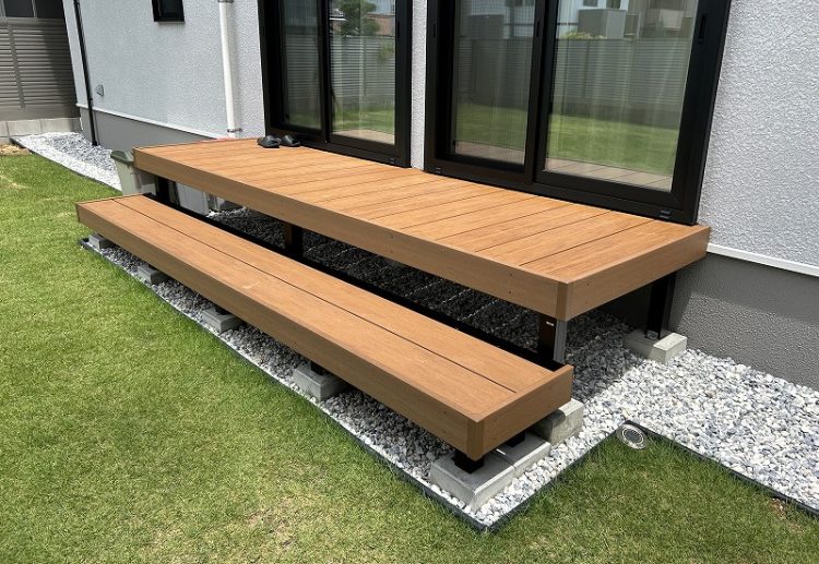 スカイリードやヴィラウッドを使った外構