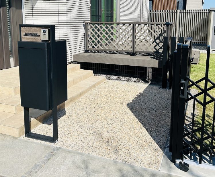 新黄華砂利洗い出し仕上げ