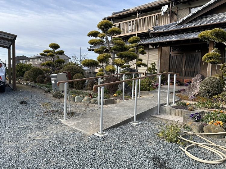 てすり