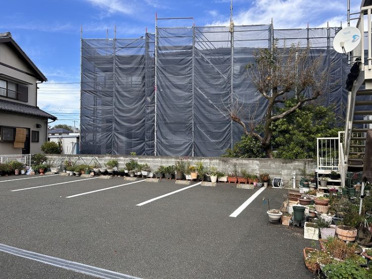 浜松市浜名区の外構施工事例｜目隠しフェンスと物置で叶える「魅せる」プライベート空間