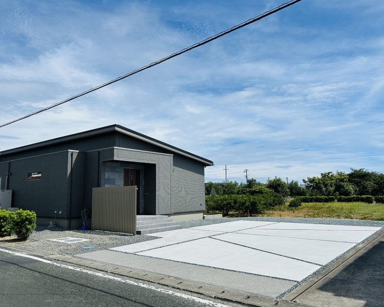 使いやすさとデザイン性を両立！ご家族の暮らしに寄り添う快適エクステリア