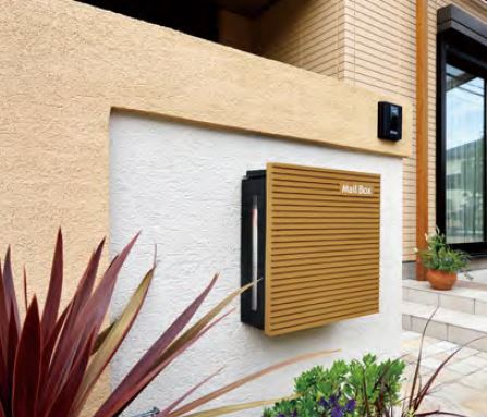 リアルな質感を楽しめるおしゃれなポスト　クーリエ