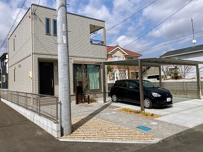 新築外構工事　カーポートと機能門柱でスッキリとしたエクステリア　浜松市
