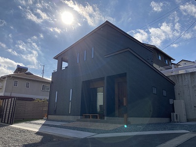 プライベート空間としてのお庭がポイントとなるエクステリア　磐田市