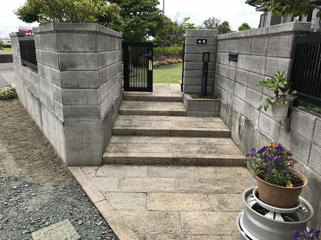 石張り階段をスロープにリフォ－ム