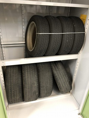 タイヤの収納には「タイヤストッカー」